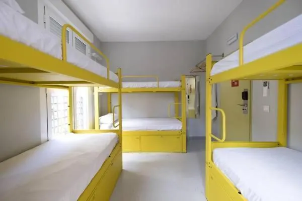 Heylola! Hostel Barcelona 0*,